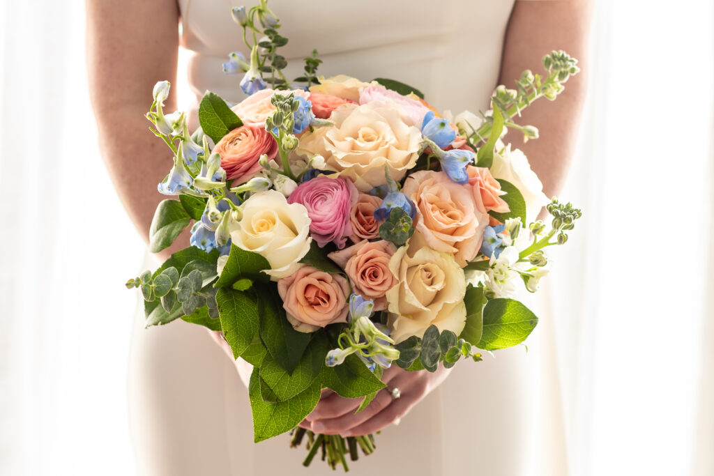 bride wedding flower bouquet, 5 wedding trends for 2025, affordable wedding photographer, beaufort photography co., top wedding trends for 2025