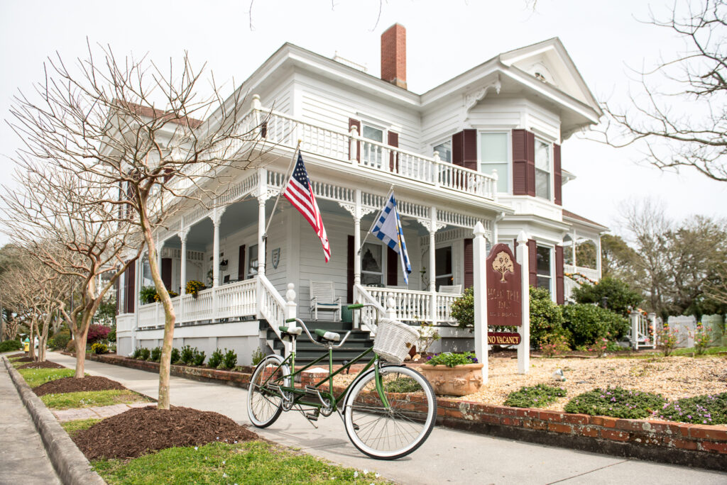 pecan tree inn, beaufort nc, affordable wedding venue on the crystal coast, beaufort photography co