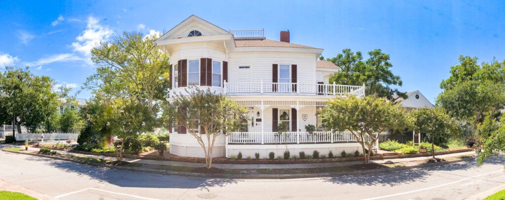 pecan tree inn, beaufort nc, affordable wedding venue, beaufort photography co, crystal coast weddings